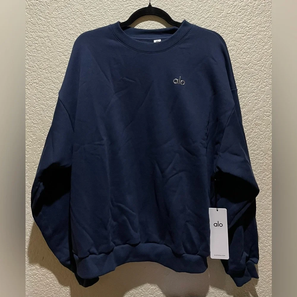 Alo Yoga NWT Accolade Crew Neck Pullover Sweatshirt Navy Size M Oversized